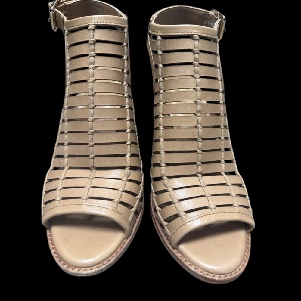 GB Gianni Bini Tan Caged Wedge Sandals size 7.5 - Picture 3 of 7